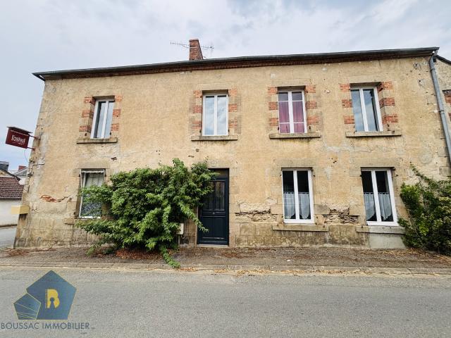 Maison 11 pièces 216 m²