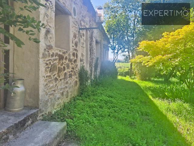 Maison 11 pièces 216 m²