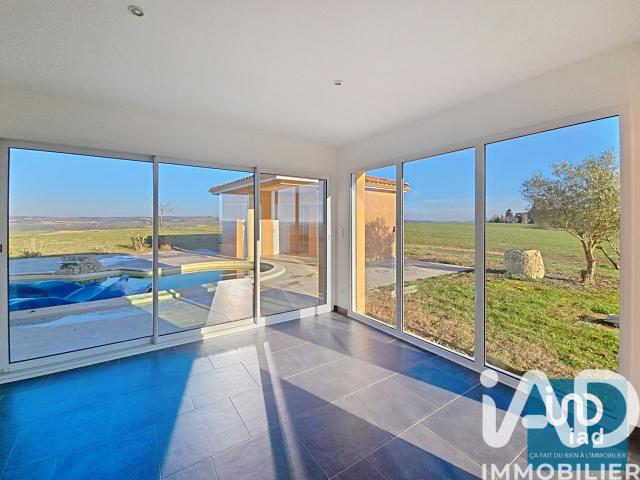 Maison 11 pièces, 222 m² à louer à Maignaut Tauzia 32310