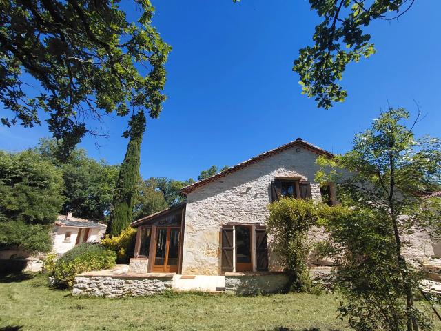 Maison 11 pièces 222 m²