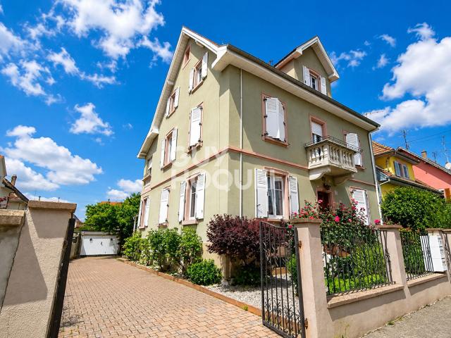 Maison 11 pièces 225 m²