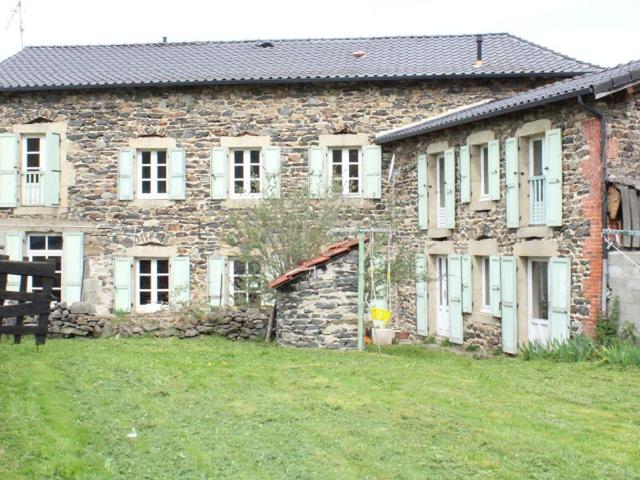 Maison 11 pièces 225 m²