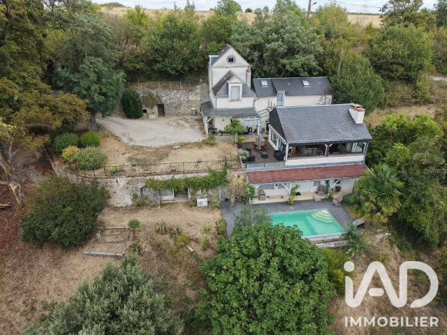 Maison 11 pièces 225 m²
