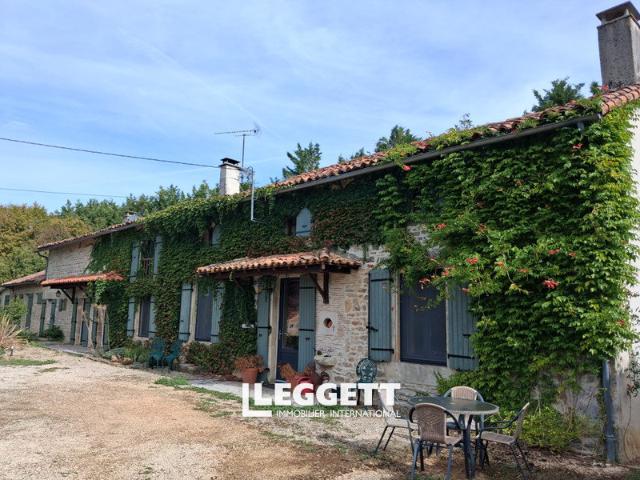 Maison 11 pièces 233 m²