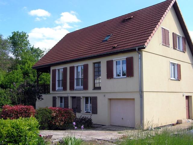 Maison 11 pièces 233 m²