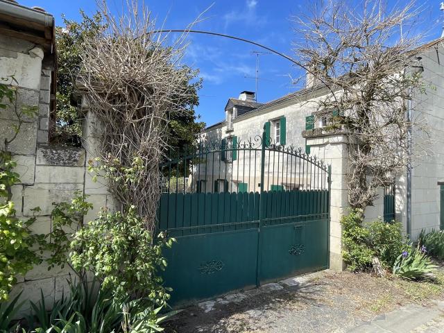 Maison 11 pièces 230 m²