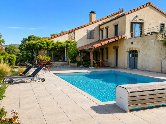 Maison 11 pièces 231 m²