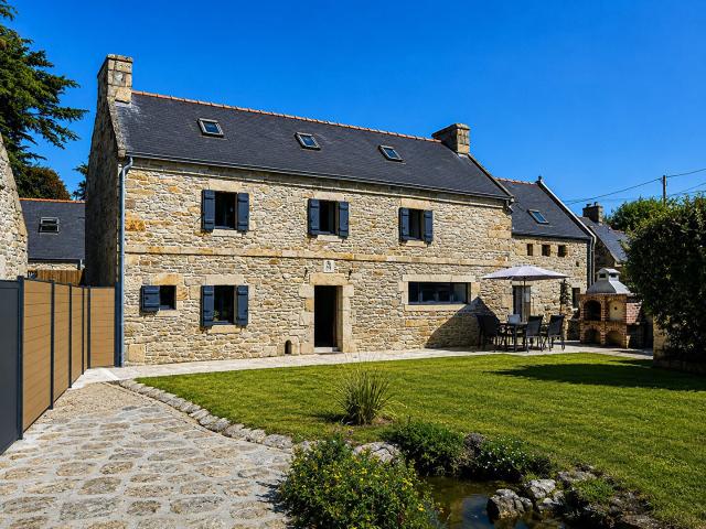 Maison 11 pièces 232 m²
