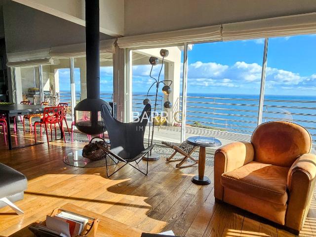 Maison 11 pièces 232 m²