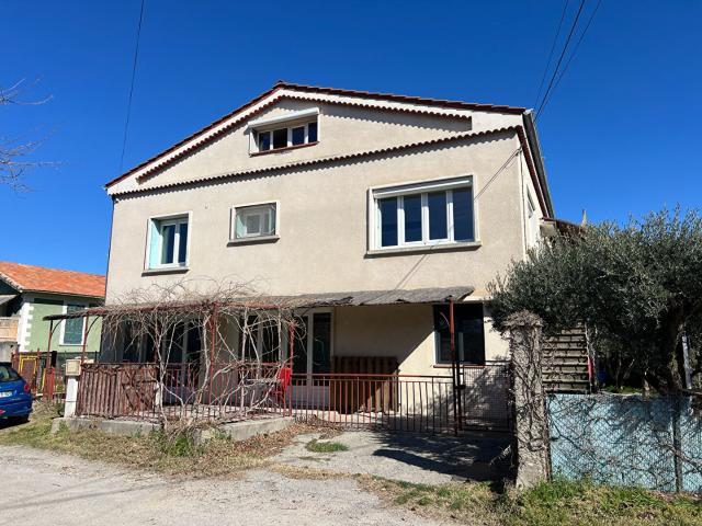 Maison 11 pièces 237 m²