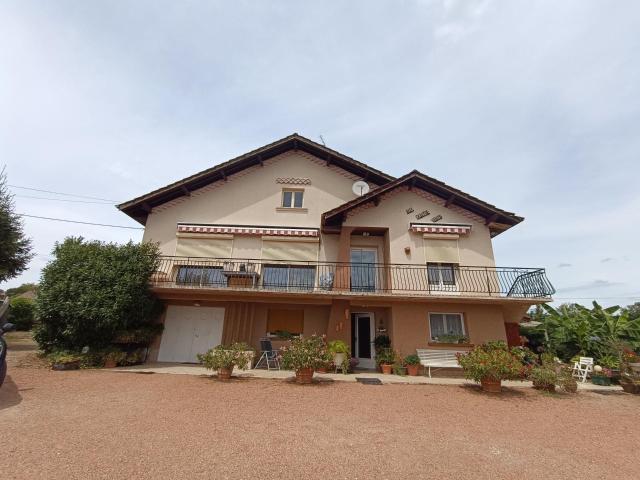 Maison 11 pièces 235 m²