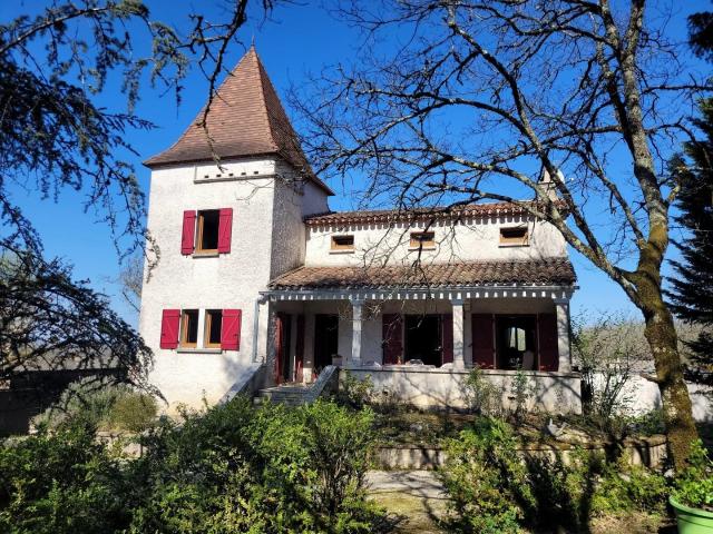 Maison 11 pièces 235 m²