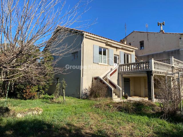 Maison 11 pièces 238 m²