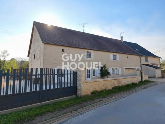 Maison 11 pièces 342 m²