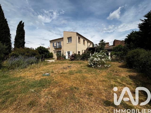Maison 11 pièces 350 m²