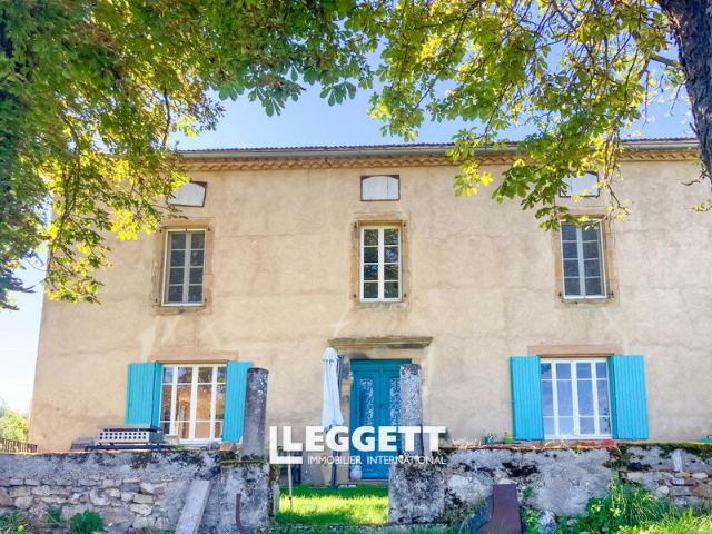 Maison 11 pièces 350 m²