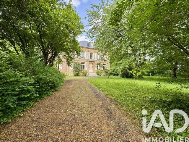 Maison 11 pièces 351 m²