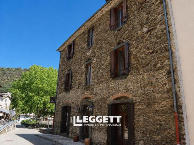 Maison 11 pièces 357 m²