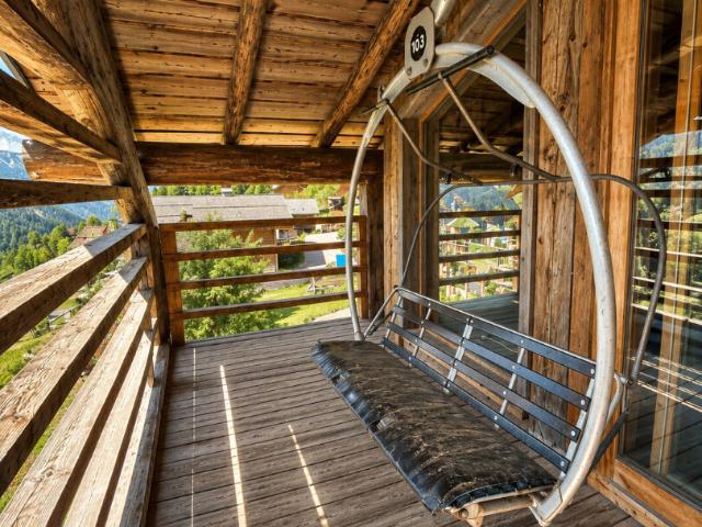 Maison 11 pièces 355 m²