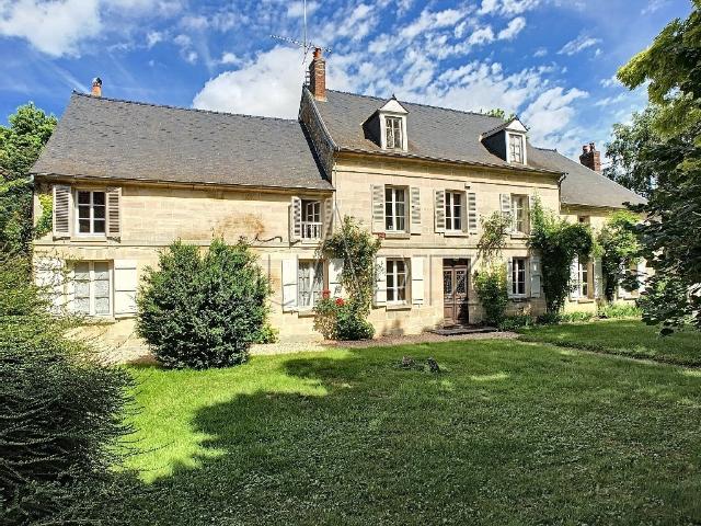 Maison 11 pièces 360 m²