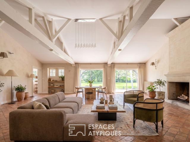 Maison 11 pièces 365 m²
