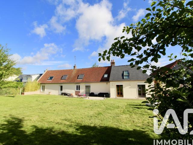 Maison 11 pièces 370 m²