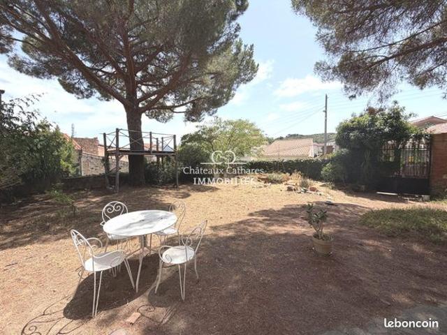 Maison 11 pièces 374 m²
