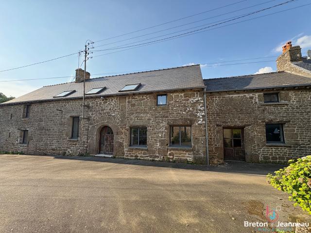 Maison 11 pièces 376 m²