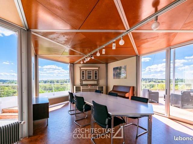 Maison 11 pièces 383 m²