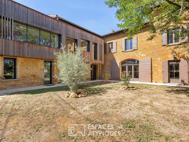 Maison 11 pièces 380 m²