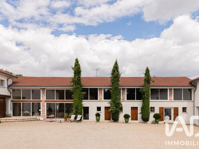 Maison 11 pièces 389 m²