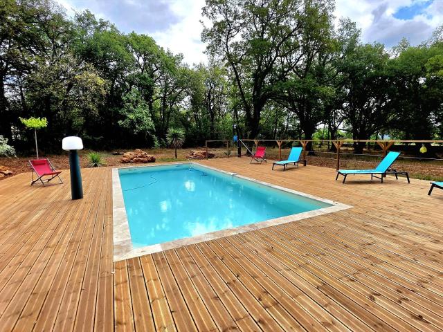 Maison 11 pièces 390 m²