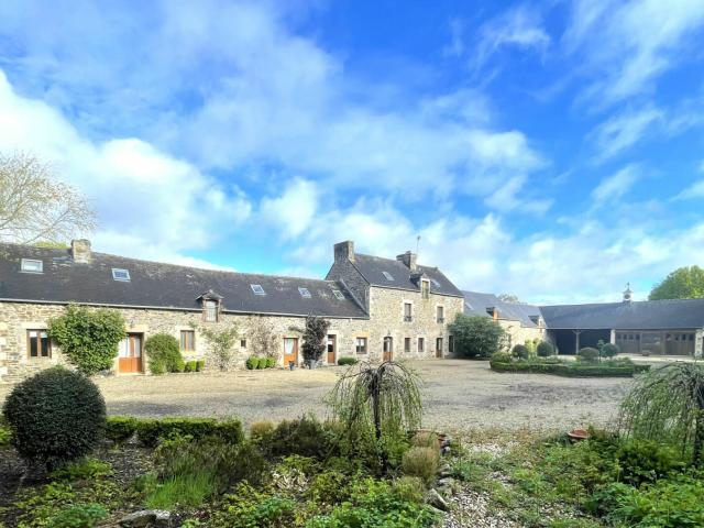 Maison 11 pièces 390 m²