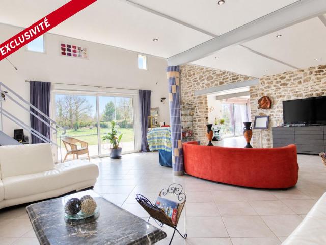Maison 11 pièces 395 m²
