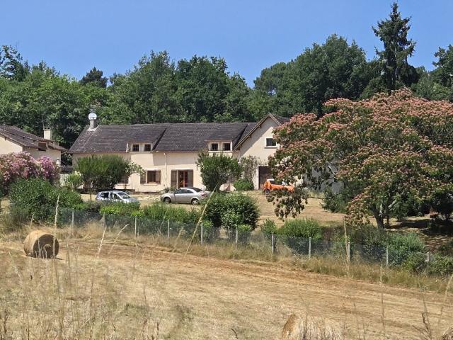 Maison 11 pièces 303 m²