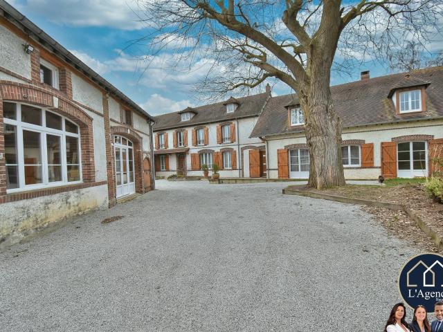 Maison 11 pièces 300 m²