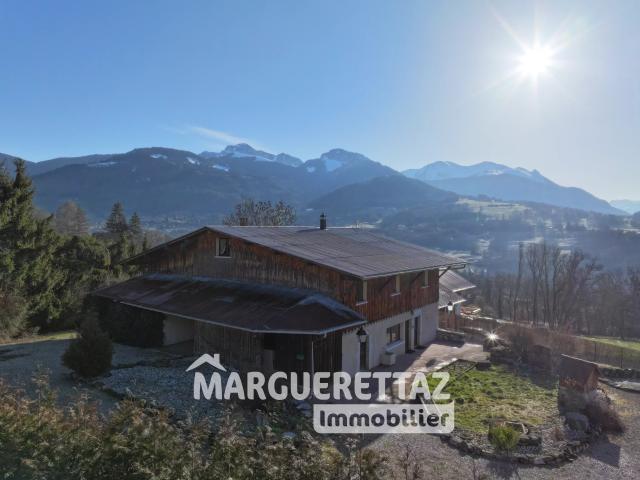 Maison 11 pièces 300 m²