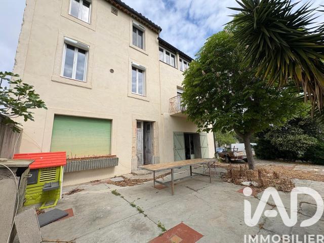 Maison 11 pièces 300 m²