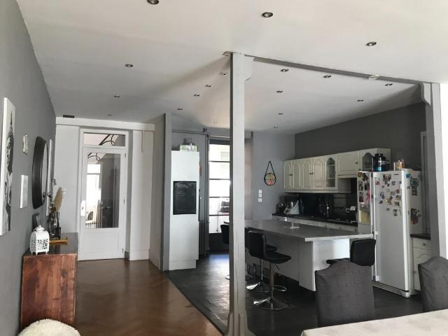 Maison 11 pièces 300 m²