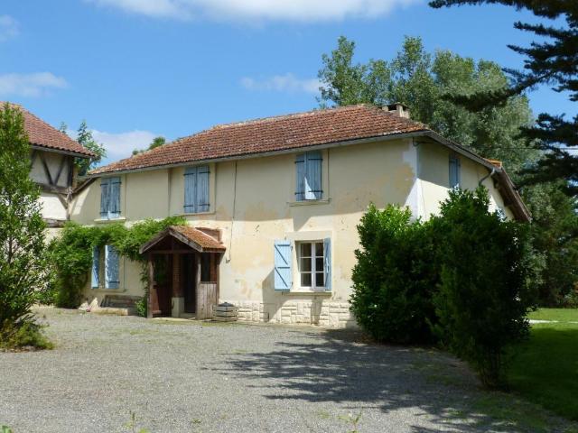 Maison 11 pièces 306 m²