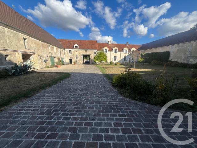 Maison 11 pièces 309 m²