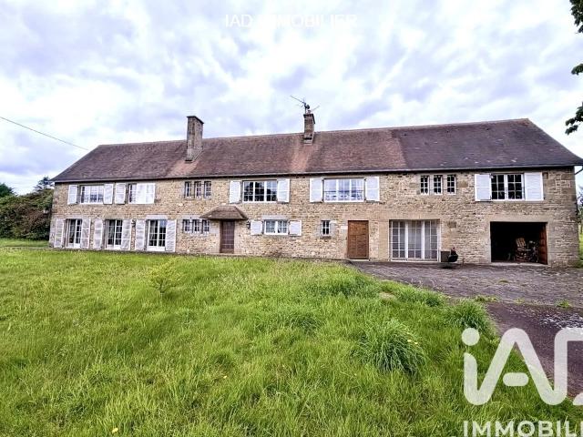 Maison 11 pièces 310 m²