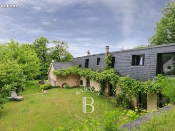 Maison 11 pièces 310 m²