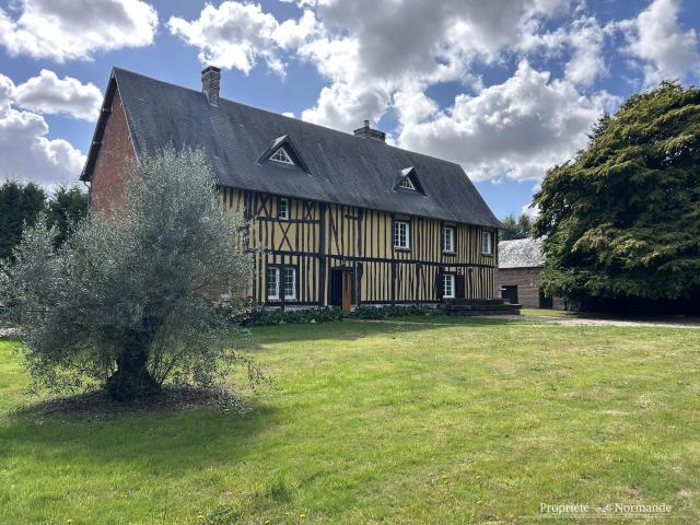 Maison 11 pièces 310 m²