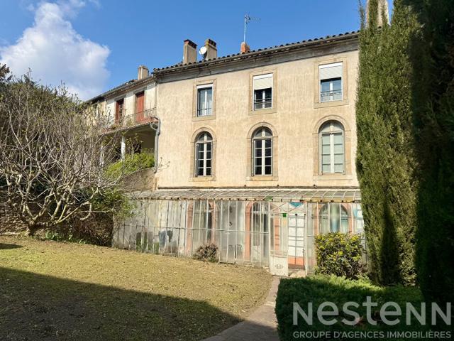 Maison 10 pièces 312 m²