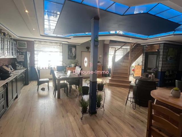 Maison 11 pièces 315 m²