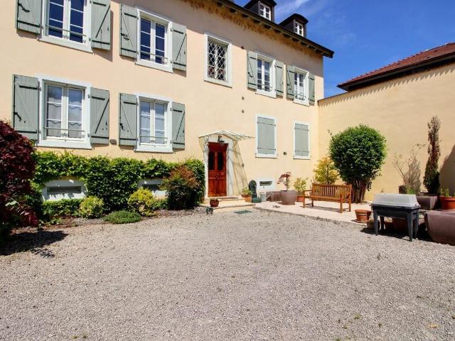 Maison 11 pièces 315 m²