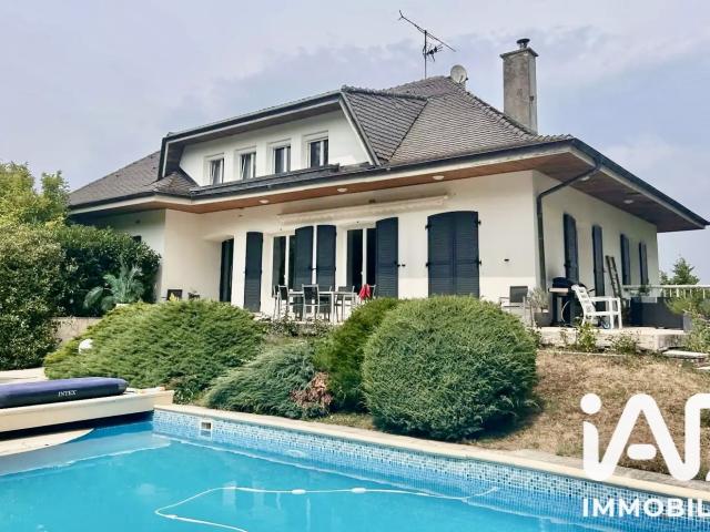 Maison 11 pièces 315 m²
