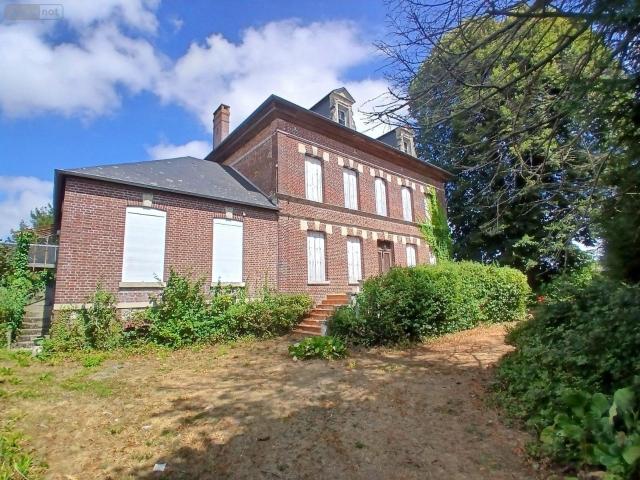 Maison 11 pièces 316 m²