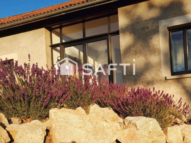 Maison 11 pièces 316 m²